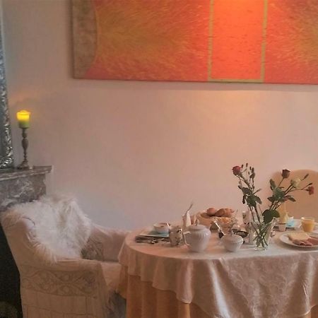 B&B Romantic Rooms Central Haarlem Ngoại thất bức ảnh